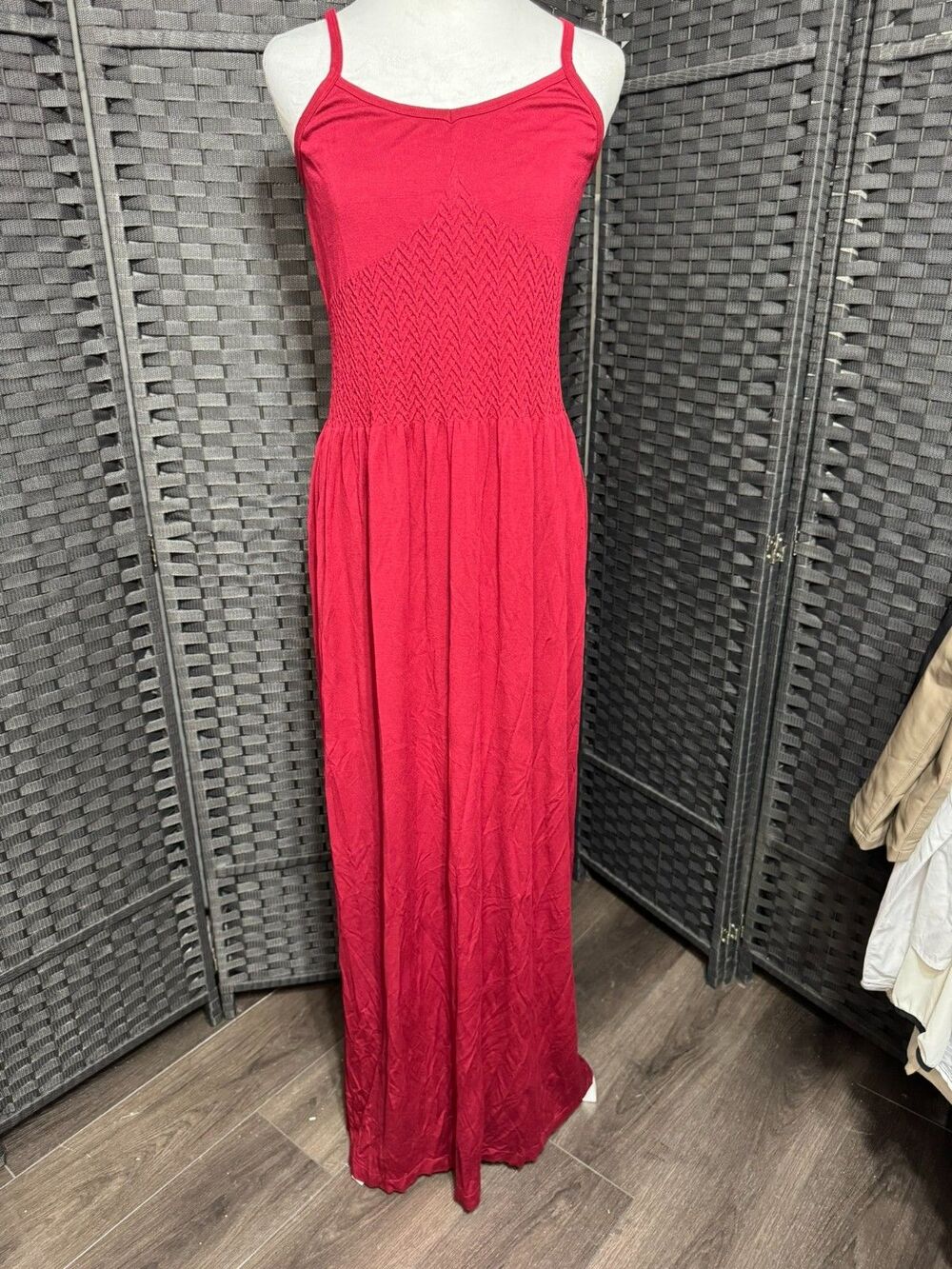 QUUM Red Smocked Maxi Dress L Boho Romantic Flowing Summer Dress